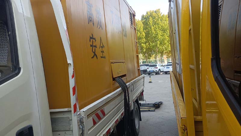 天门如何判断柴油发电机组和UPS电源的切换时间是否符合要求？