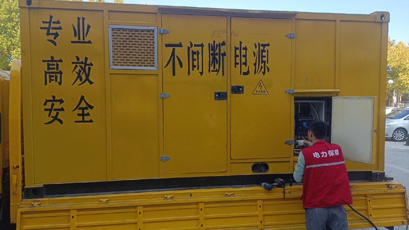 天门柴油发电机组和UPS电源配合使用时，如何避免切换过程中的电力中断？